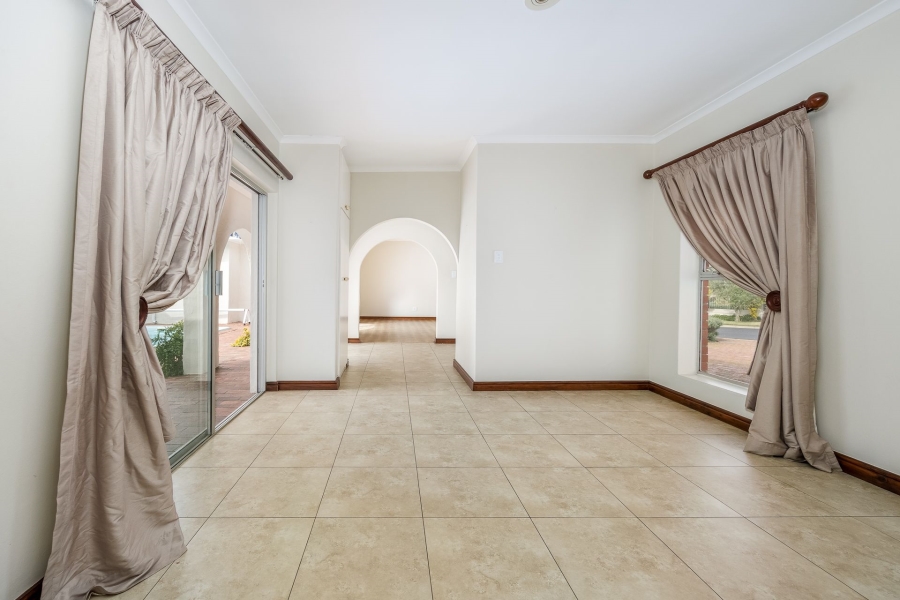 4 Bedroom Property for Sale in Valmary Park Western Cape